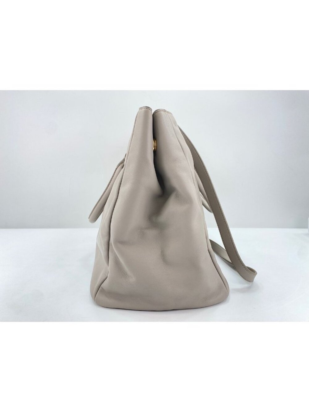 Prada Tote Gray - Picture 4 of 10
